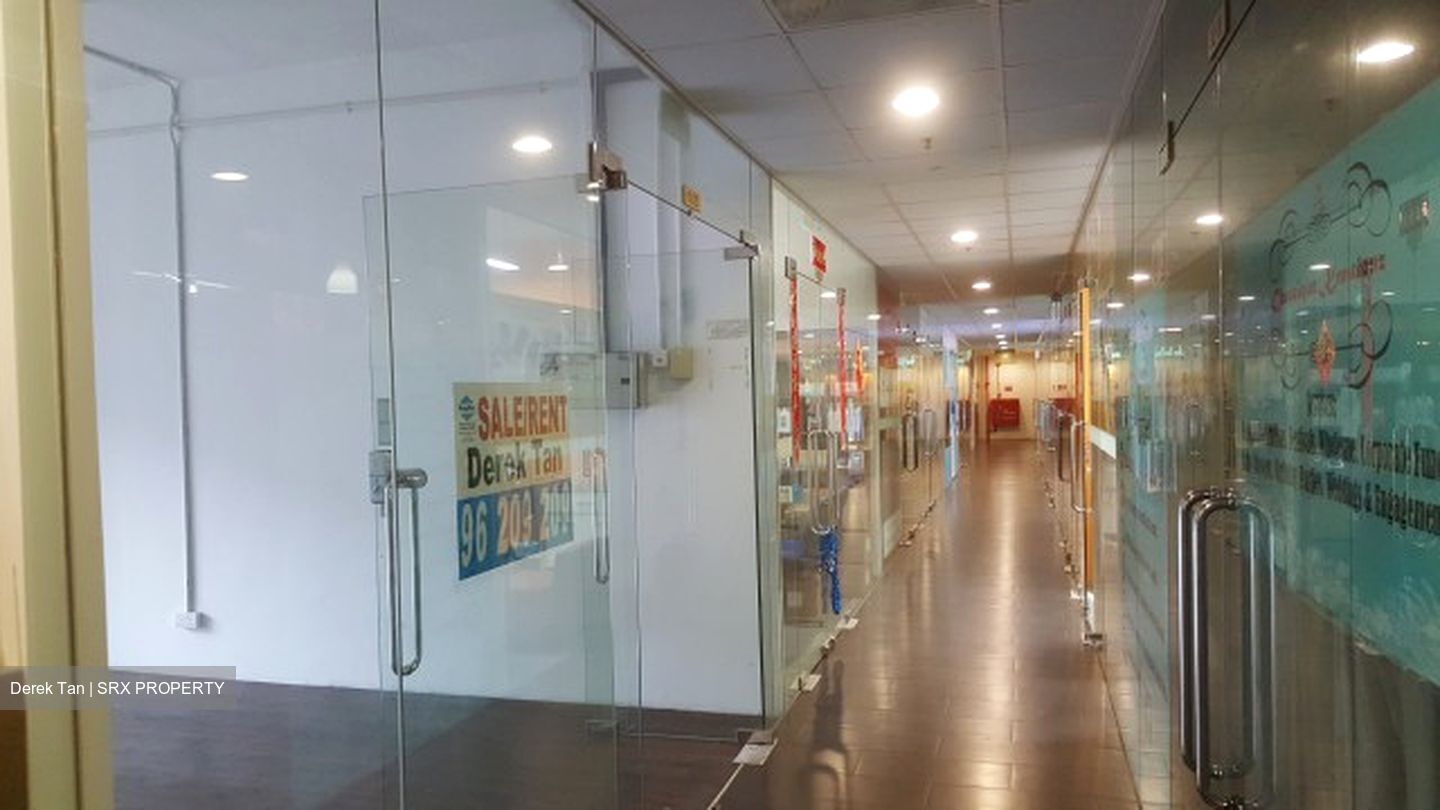 The Commerze@irving (D13), Shop House #606968141